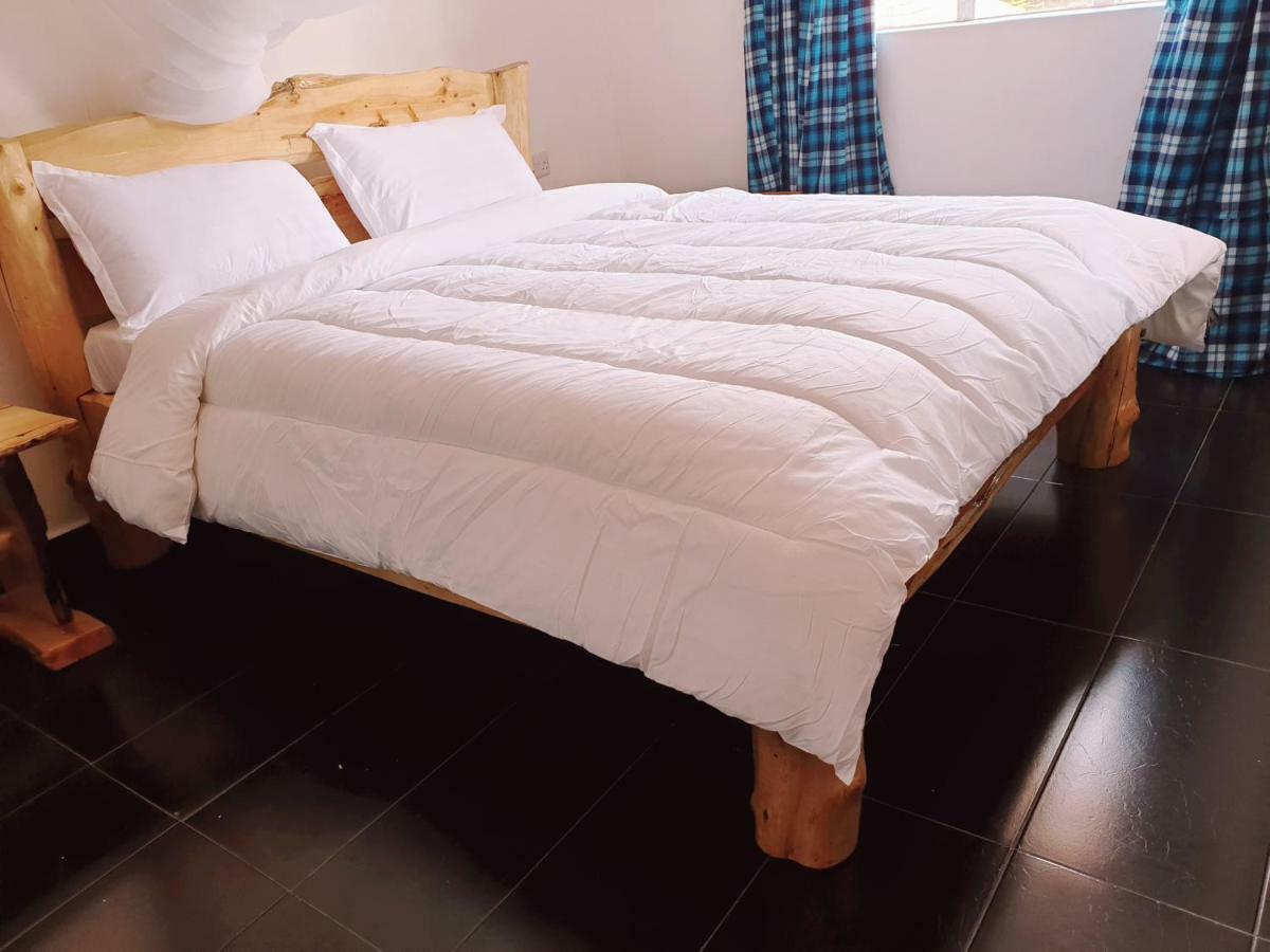 Merinja Guest House Найваша Экстерьер фото